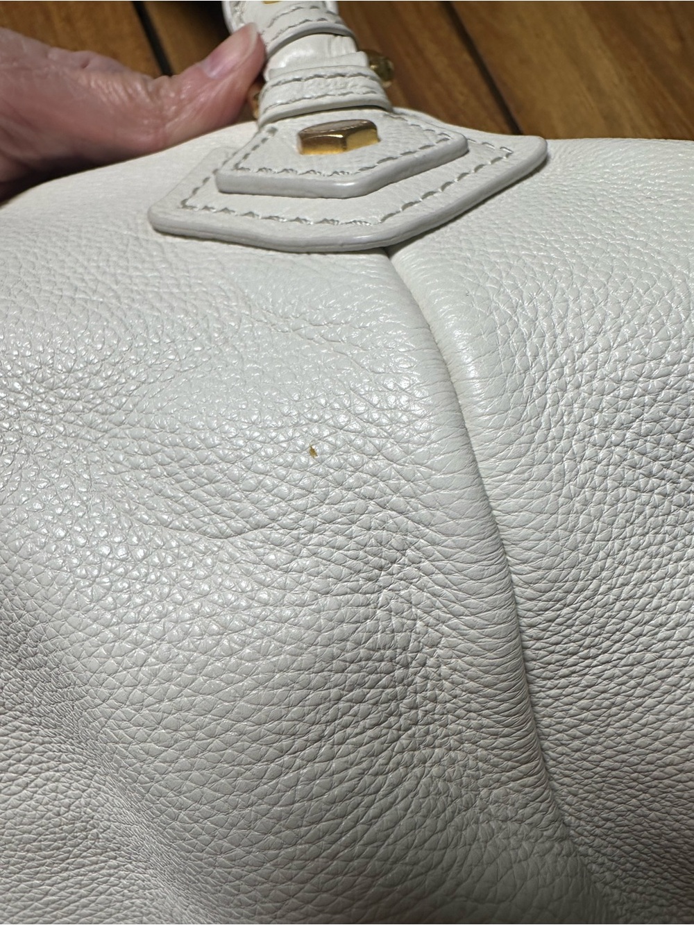 Marc by Marc Jacobs Classic Q Fran White Pebbled Leather with Gold Hardware Hobo - Picture 5 of 13